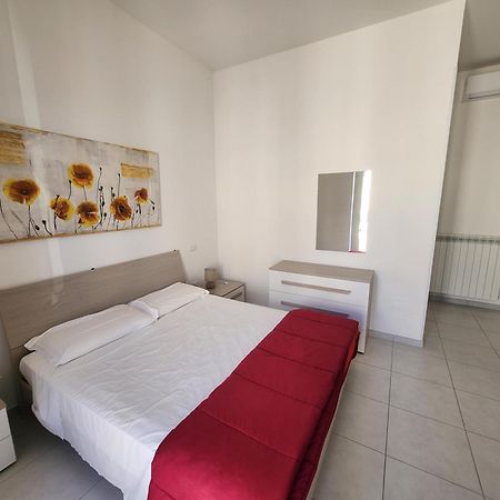 Hotel Dimora Rudiae Lecce Exterior foto
